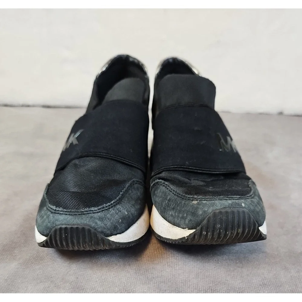 Michael Kors Women's Size 6 Black Wedge